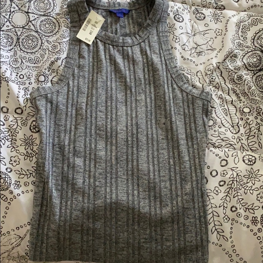 Light grey tank top